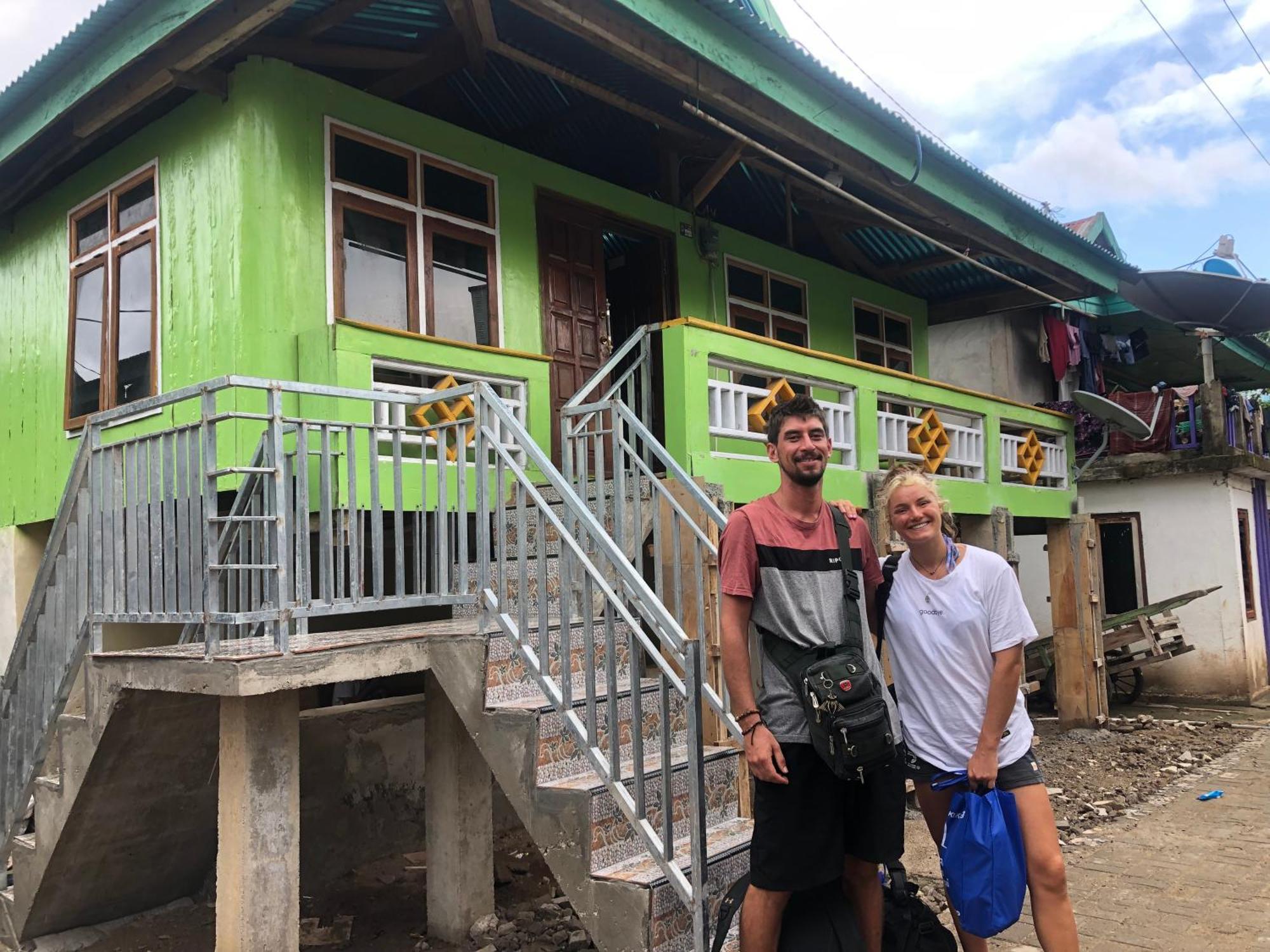 Dua Putri Komodo Homestay Ngoại thất bức ảnh