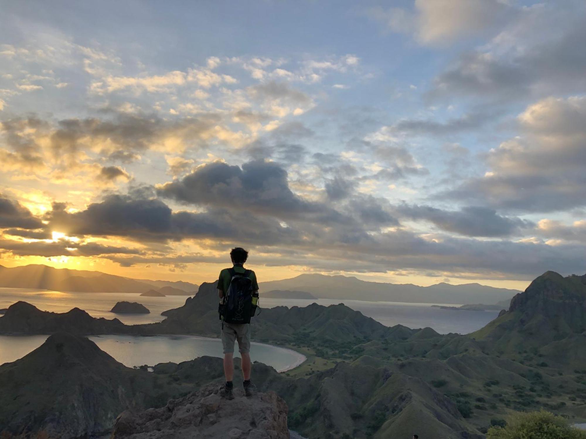 Dua Putri Komodo Homestay Ngoại thất bức ảnh